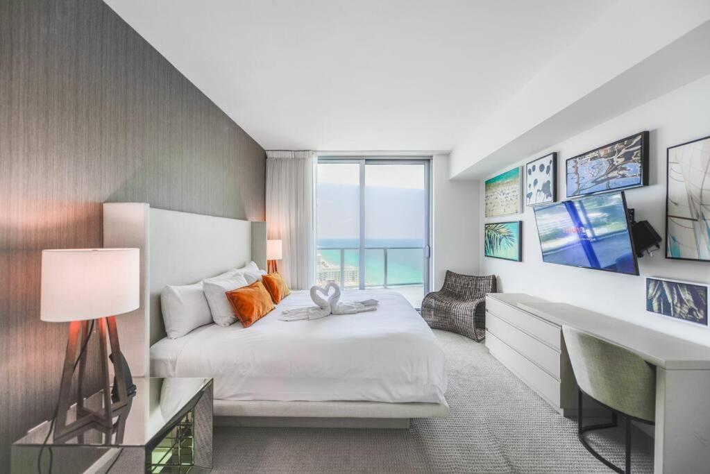 Spectacular Sunset Views Over The Ocean At Hollywood Eksteriør bilde
